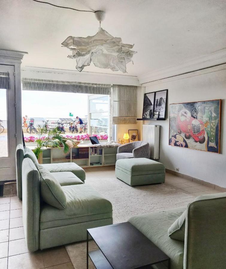 Seaview Eclectic Suite Ostenda Esterno foto